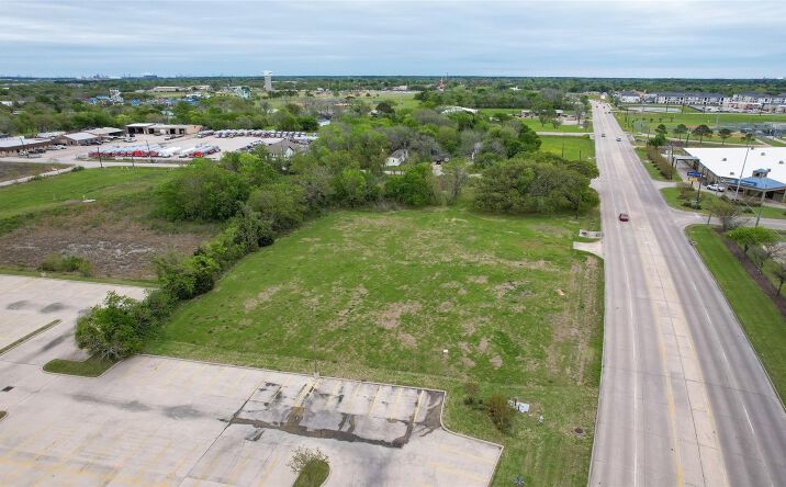 Pictures of Land property located at 502 W Cedar Bayou Lynchburg Rd, Baytown, TX 77521 for sales - image #1