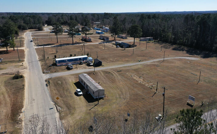 Pictures of Mobile Home Park property located at 109 River Park Dr, Orangeburg, SC 29118 for sales - image #1