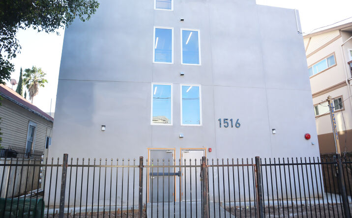 Pictures of Multifamily property located at 1516 W 12th Pl, Los Angeles, CA 90015 for sales - image #1