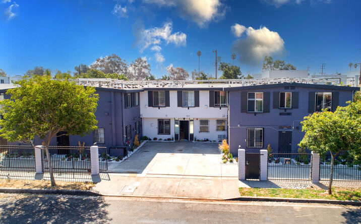 Pictures of Multifamily property located at 1864 Cordova St, Los Angeles, CA 90007 for sales - image #1