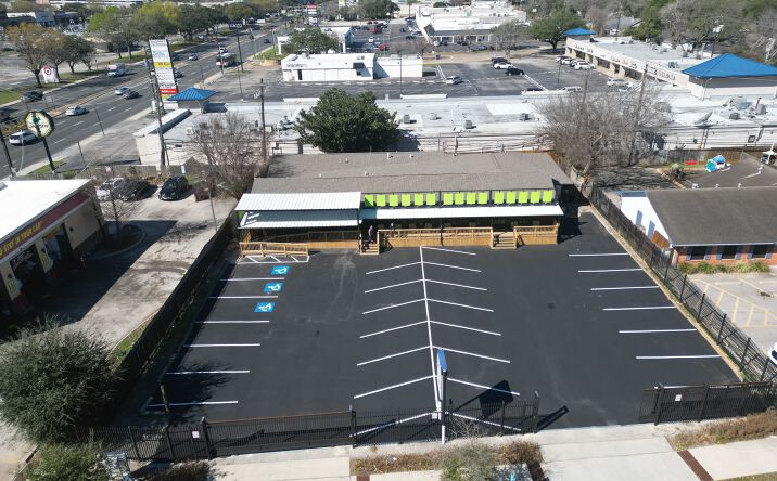 Pictures of Mixed Use, Office, Retail property located at 2534 Walnut Bend Ln, Houston, TX 77042 for sales - image #1
