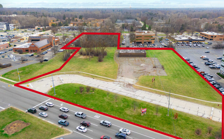 Pictures of Land property located at Northwestern Hwy, Southfield, MI 48033 for sales - image #1