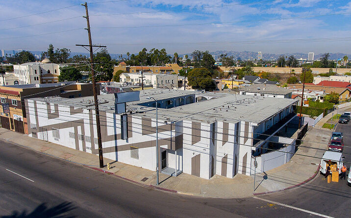 Pictures of Multifamily property located at 4905 W Adams Boulevard, Los Angeles, CA 90016 for sales - image #1
