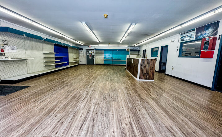 Pictures of Office, Industrial, Mixed Use property located at 33 Transport Dr, Bennington, VT 05201 for sales - image #1