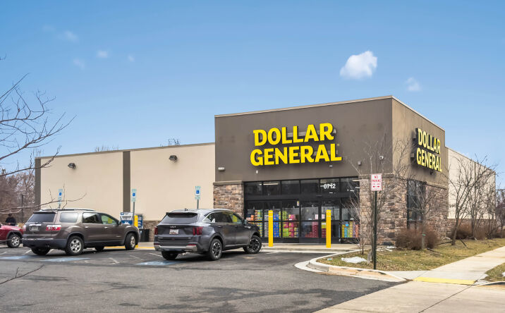 Pictures of Retail property located at 6712 Livingston Rd, Oxon Hill, MD 20745 for sales - image #1
