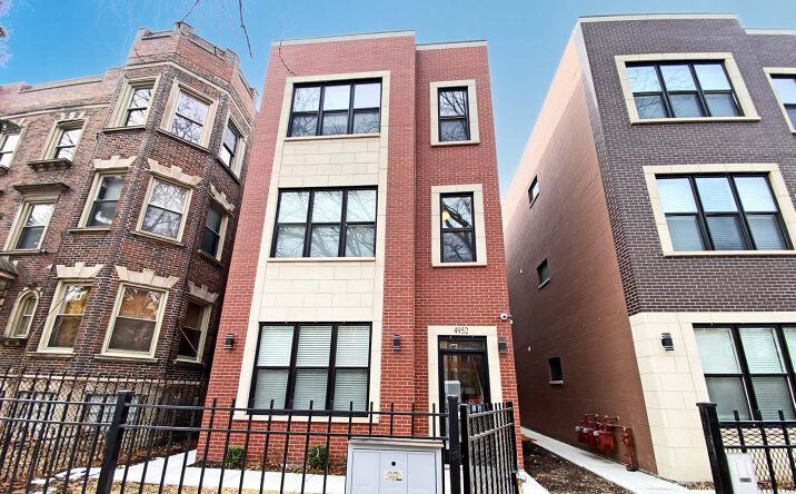 Pictures of Multifamily property located at 4952 S Michigan Ave, Chicago, IL 60615 for sales - image #1
