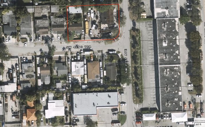 Pictures of Industrial property located at 7111 SW 42nd Terrace, Miami, FL 33155 for sales - image #1