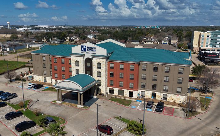 Pictures of Hospitality property located at 21010 Katy Fwy, Katy, TX 77449 for sales - image #1