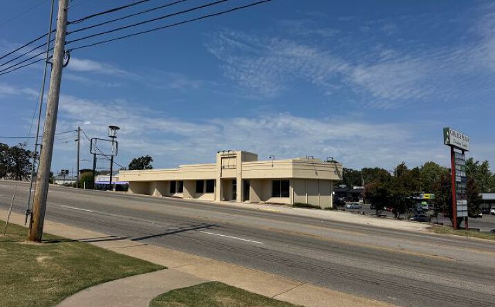 Pictures of Mixed Use property located at 315 Hwy 62 E Mountain Home , AR, Mountain Home, AR 72653 for sales - image #1