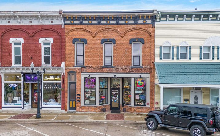 Pictures of Mixed Use, Retail property located at 112 E 3rd St, Imlay City, MI 48444 for sales - image #1