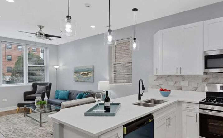 Pictures of Multifamily property located at 4157 S Prairie Ave, Chicago, IL 60653 for sales - image #1