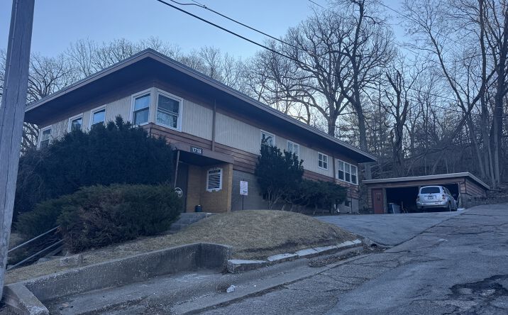 Pictures of Mixed Use, Multifamily, Office property located at 1718 8th Ave, Moline, IL 61265 for sales - image #1