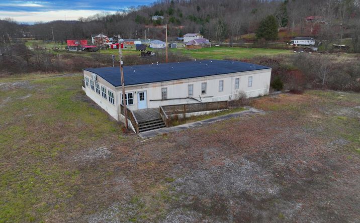 Pictures of Office property located at 264 Coal River Road, Glen Daniel, WV 25844 for sales - image #1