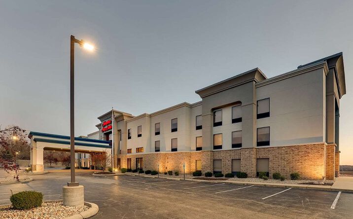 Pictures of Hospitality property located at 5723 Heritage Crossing Drive, Glen Carbon, IL 62034 for sales - image #1