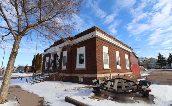 Pictures of Mixed Use, Office, Retail property located at 220 Main St E, Ashland, WI 54806 for sales - image #1