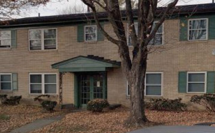 Pictures of Multifamily property located at 1709 Valley Forge Way, Louisville, KY 40215 for sales - image #1