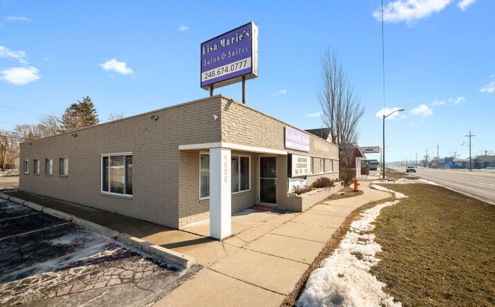 Pictures of Mixed Use, Office, Retail property located at 4680 Dixie Hwy, Waterford Twp, MI 48329 for sales - image #1