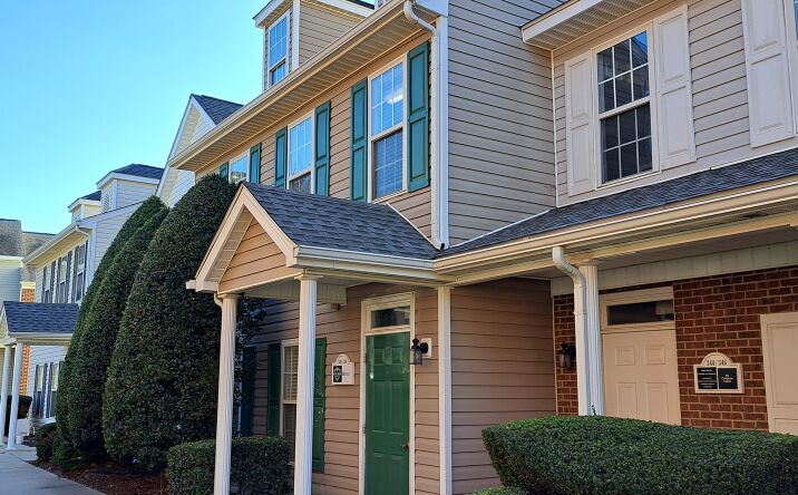 Pictures of Office property located at 350 Raleigh St, Holly Springs, NC 27540 for sales - image #1