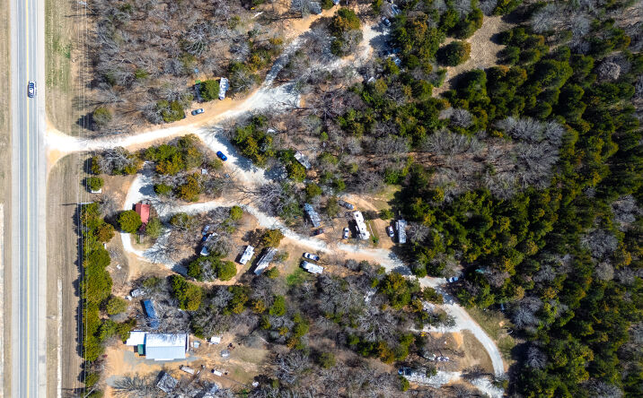 Pictures of Mobile Home Park property located at 5300 OK-22, Tishomingo, OK 73460 for sales - image #1