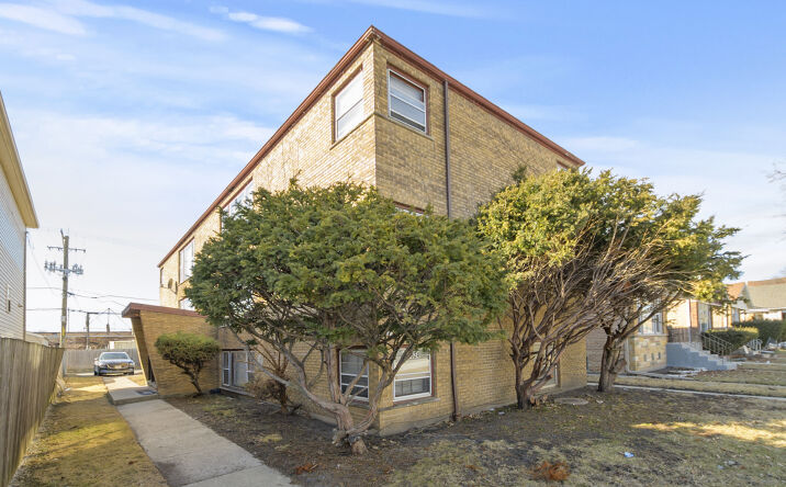 Pictures of Multifamily property located at 8624 S Maryland Avenue, Chicago, IL 60619 for sales - image #1