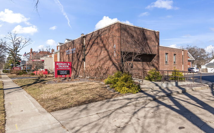 Pictures of Office property located at 431 S Grand Ave W, Springfield, IL 62704 for sales - image #1