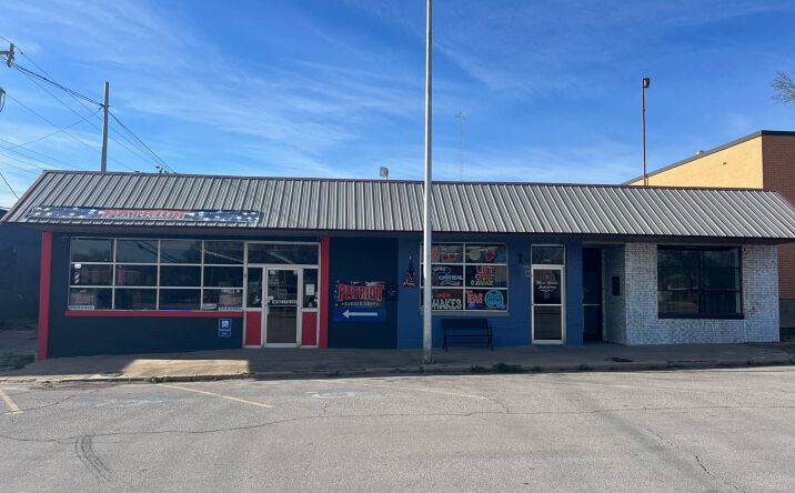 Pictures of Office property located at 105 N. Neshoba, Tishomingo, OK 73460 for sales - image #1