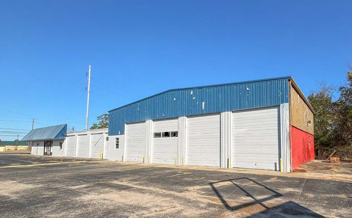 Pictures of Industrial property located at 2038 Lumpkin Rd, Augusta, GA 30906 for sales - image #1