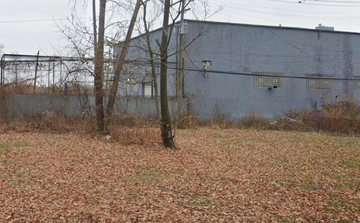 Pictures of Land property located at 3845 Lawndale St, Detroit, MI 48210 for sales - image #1