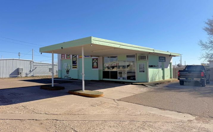 Pictures of Retail, Industrial property located at 901 E 1st Street, Clovis, NM 88101 for sales - image #1