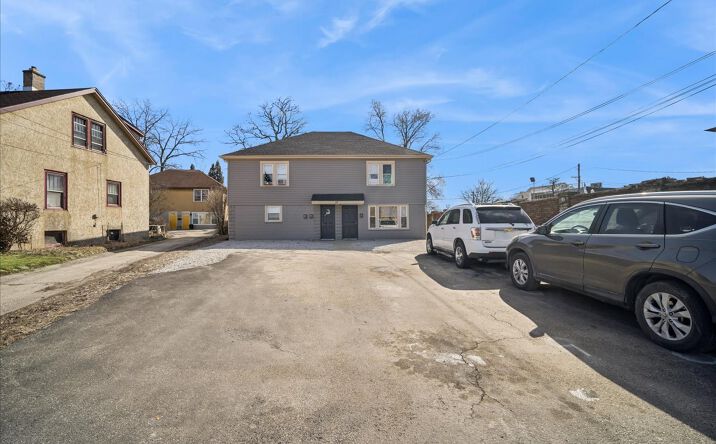 Pictures of Multifamily property located at 43 Clay Avenue, Highwood, IL 60040 for sales - image #1