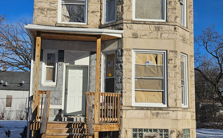 image of property at 5725 S MAY ST Chicago IL 60621-1511