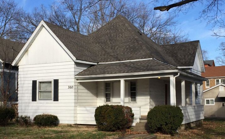 Pictures of Multifamily property located at 310 W Cherry Street, Carbondale, IL 62901 for sales - image #1