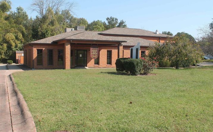 Pictures of Office property located at 1235 CEDAR Court, Carbondale, IL 62901 for sales - image #1