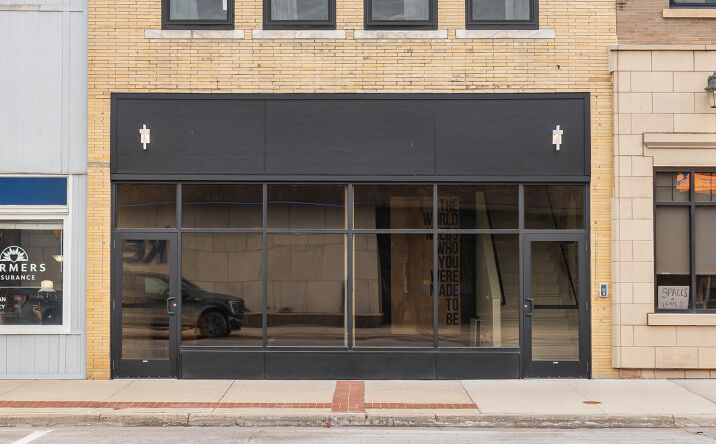 Pictures of Hospitality, Mixed Use, Office, Retail property located at 102 State St N, Waseca, MN 56093 for sales - image #1