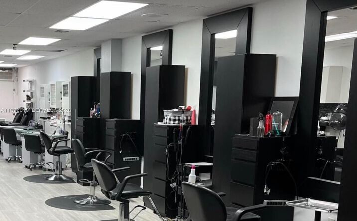 Pictures of Business for Sale, Retail property located at 16774 NW 67th Ave, Hialeah, FL 33015 for sales - image #1