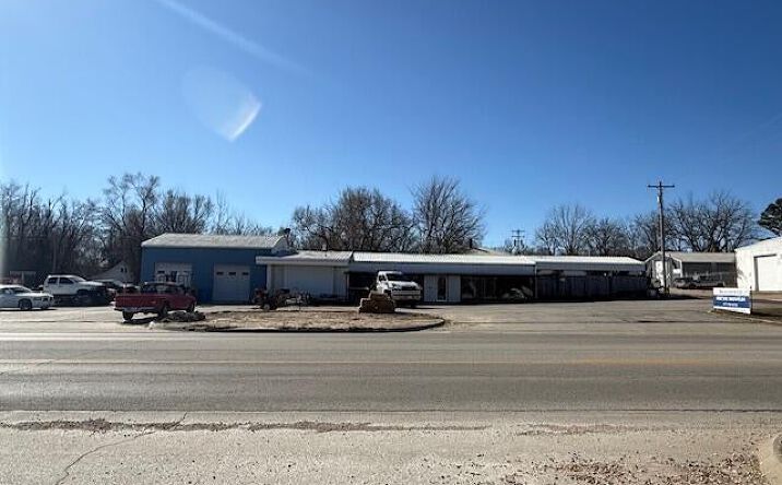 Pictures of Special Purpose property located at 400 W Business 60, Mountain Grove, MO 65711 for sales - image #1