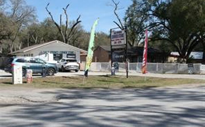 Pictures of Special Purpose property located at 12959 NE 250th Ct, Salt Springs, FL 32134 for sales - image #1