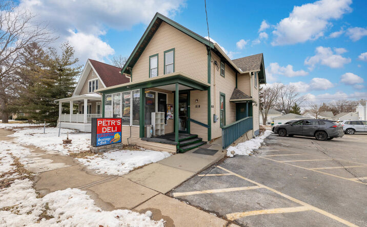 Pictures of Business for Sale, Retail property located at 818 State Street, Lemont, IL 60439 for sales - image #1