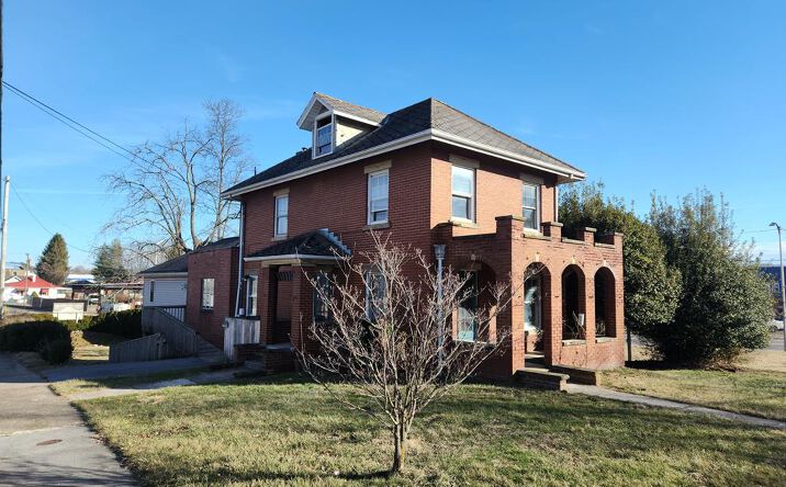 Pictures of Retail property located at 315 Straley Ave., PRINCETON, WV 24739 for sales - image #1