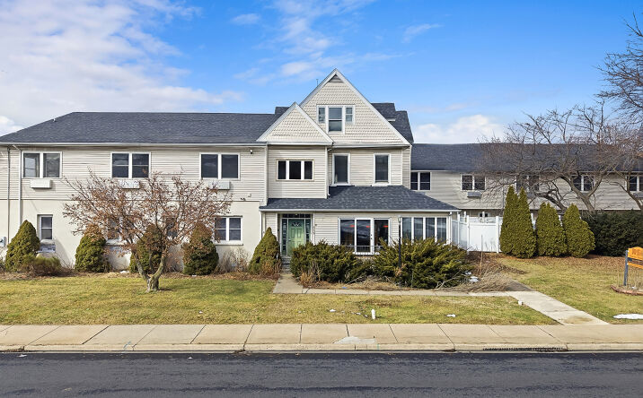 Pictures of Multifamily, Senior Living property located at 659 Broad St, Emmaus, PA 18049 for sales - image #1