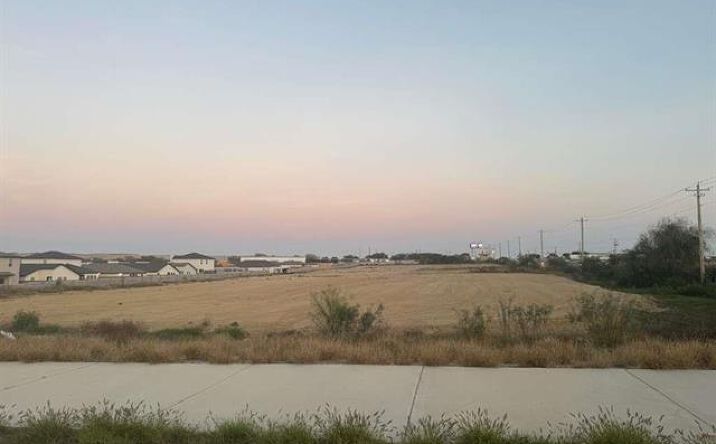 Pictures of Land property located at TX-359, Laredo, TX 78043 for sales - image #1