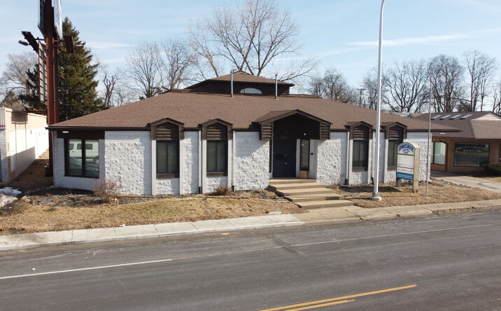 Pictures of Office property located at 3310 N Prospect Rd, Peoria, IL 61603 for sales - image #1