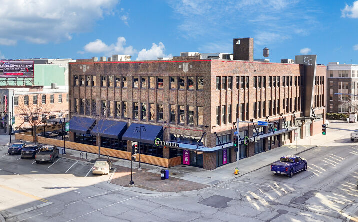 Pictures of Mixed Use, Retail, Special Purpose property located at 216 Court Ave, Des Moines, IA 50309 for sales - image #1