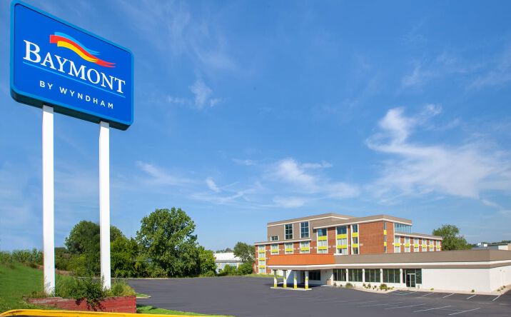 Pictures of Hospitality property located at 255 28th St SW, Grand Rapids, MI, Grand Rapids, MI 49548 for sales - image #1