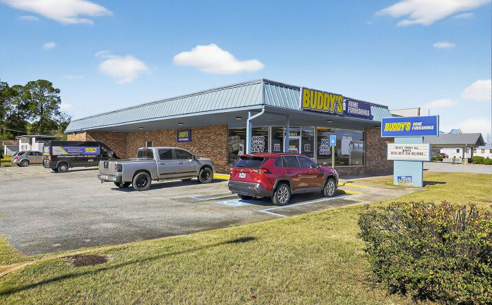 Pictures of Retail property located at 2401 N Slappey Blvd, Albany, GA 31701 for sales - image #1