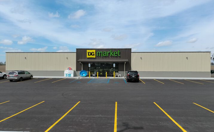 Pictures of Retail property located at 305 Lincoln Hwy, Franklin Grove, IL 61031 for sales - image #1