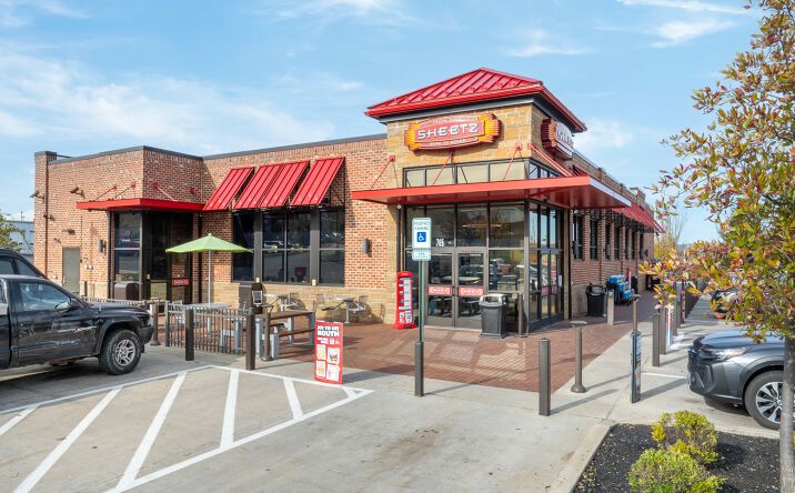 Pictures of Retail property located at 33674 Old Valley Pike, Strasburg, VA 22657 for sales - image #1