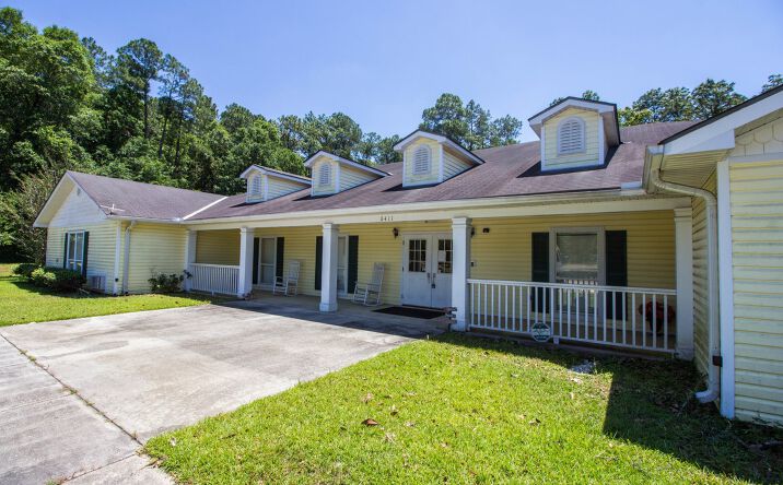 Pictures of Special Purpose property located at 6411 Howells Ferry Rd, Mobile, AL 36618 for comps - image #1