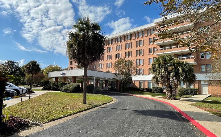 Pictures of Office, Special Purpose property located at 4201 Woodland Dr, New Orleans, LA 70131 for sales - image #1