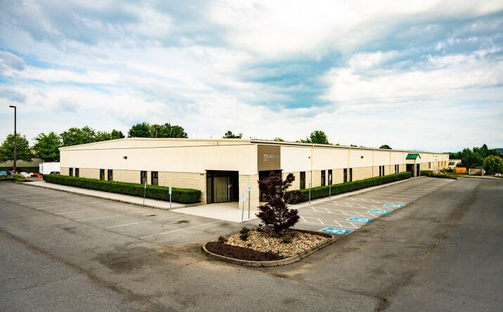 Pictures of Industrial, Office property located at 3429 Regal Dr, Alcoa, TN 37701 for sales - image #1